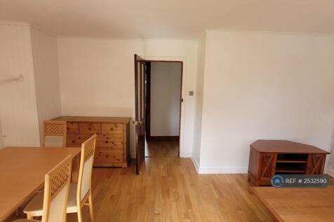 06_living &amp; Dining Room