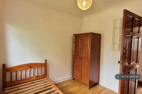 18_third Bedroom