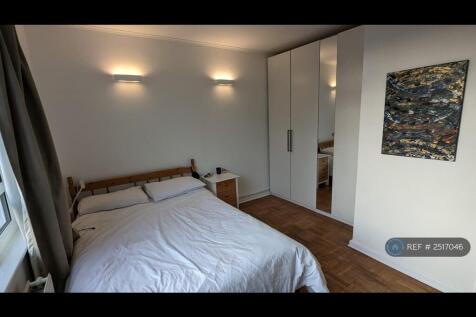 Bedroom 2 &amp; Fitted Wardrobe