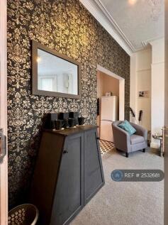 Lounge - Open Plan &amp; Shared
