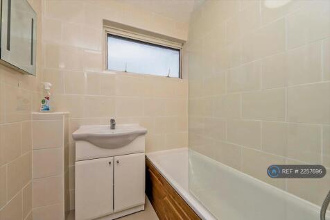 Upstairs Bathroom