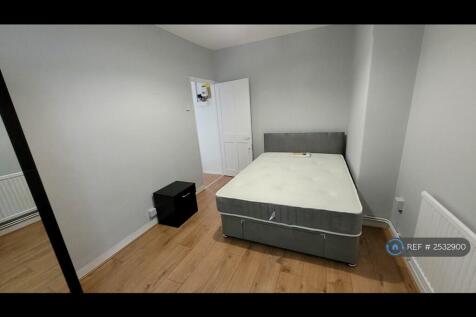 Double Bedroom 1