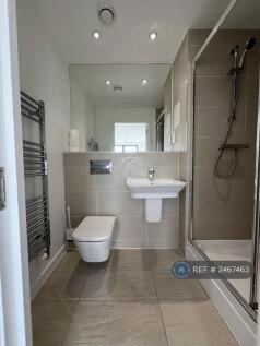En-Suite Bathroom