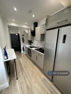 Communal Kitchen Diner
