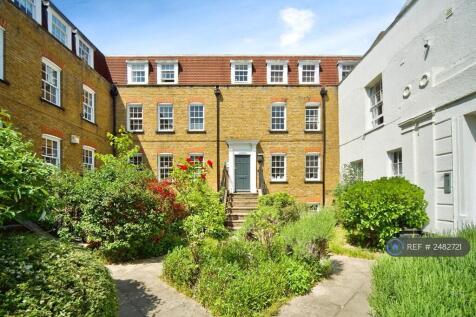 Courtyard Garden And Front Entrance