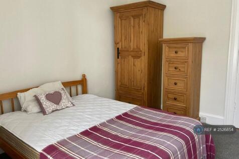 Bedroom 2 2