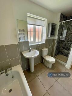 Main Bathroom Shower