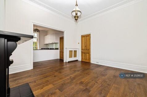 Dining / Reception Room (Upper Ground Floor)