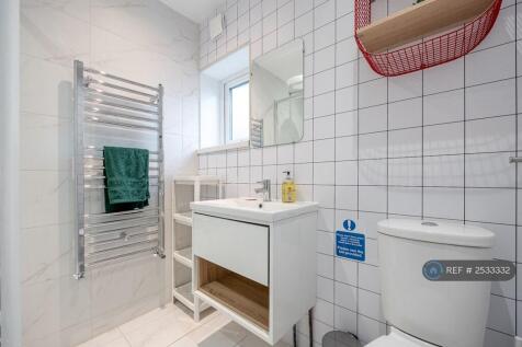 Shower Room/Wc 1