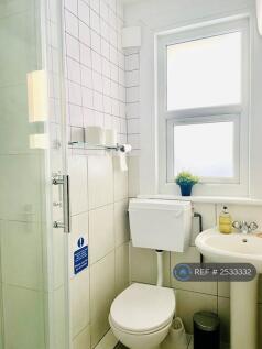 Shower Room/Wc2