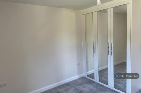 Master Bedroom 2 - Built In Wardrobes