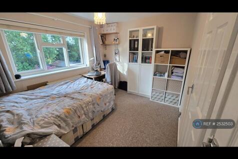 Spacious Bedroom