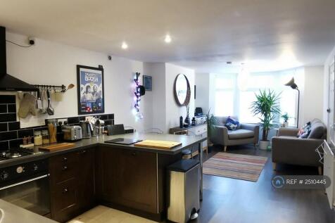 Open Plan Kitchen/Lounge