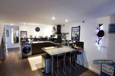 Open Plan Kitchen/Lounge