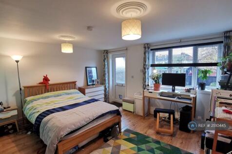 Large Bedroom