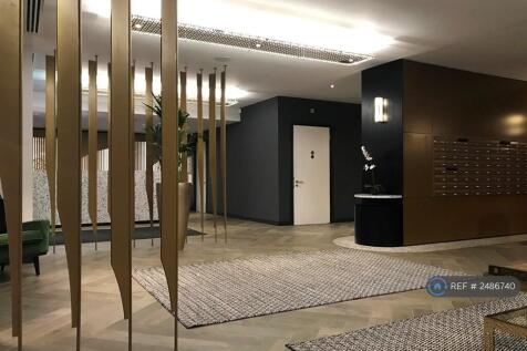 Concierge With Guest Toilet
