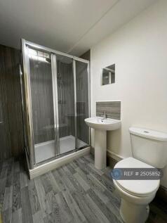 Bedroom 3 Ensuite