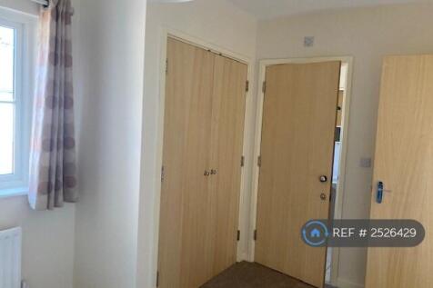 Bedroom 1 With Door Into Ensuite