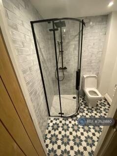 Bathroom 2 - En Suite