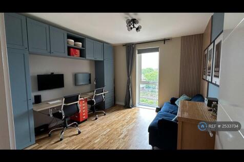 Office / Guest Room