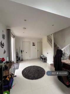 Entrance/Lounge Area