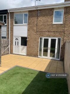 Enclosed Sunny Patio Area