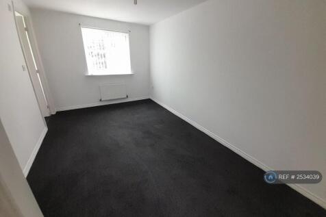 Bedroom 2 (With Ensuite)