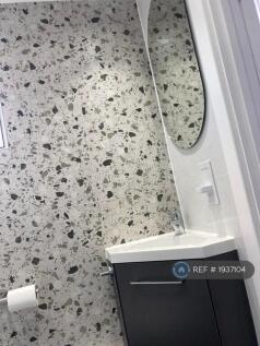 Ensuite Basin