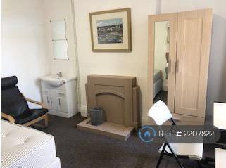 £625 Room