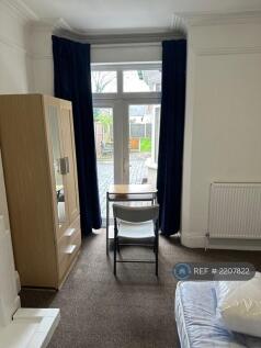 £625 Room
