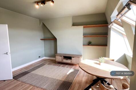 Living Room - 2nd Angle