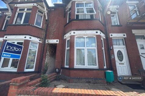 Front Of Ground Floor Flat