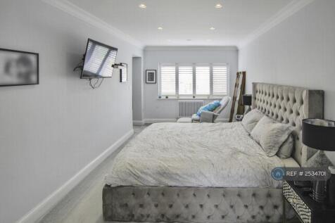Bedroom 1 (2nd View)
