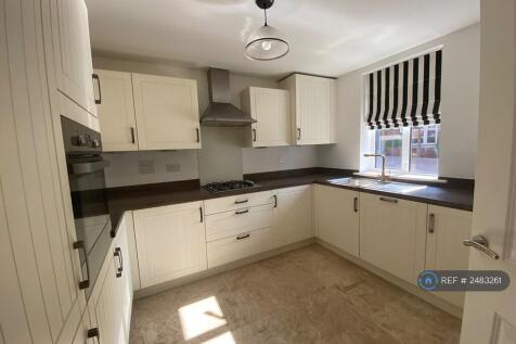 Kitchen With Integrated Appliances