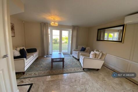 Open Plan Living Room With Dining Area