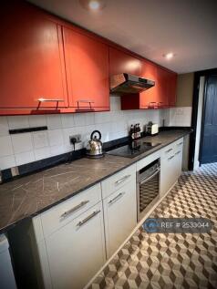 Newly Renovated Kitchen