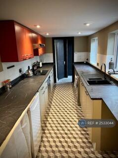 Newly Renovated Kitchen
