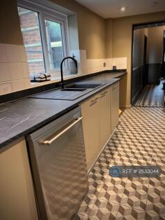 Newly Renovated Kitchen