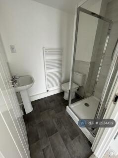 Master Ensuite