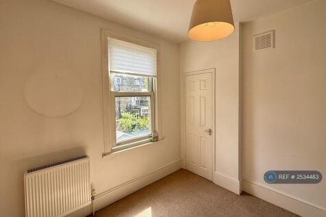 1st Floor - Bedroom 1