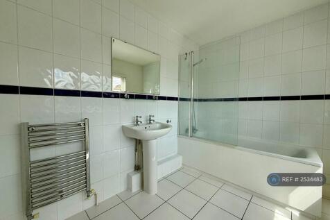2nd Floor - Bathroom 2