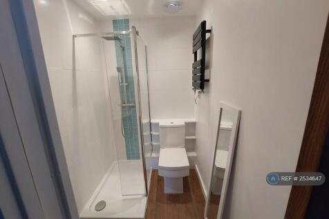 Second Master Ensuite
