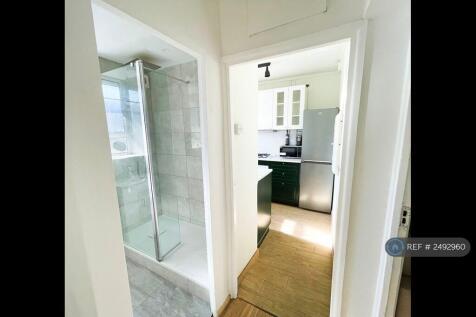 Shower Room And Kitchen