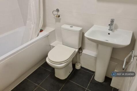 Bathroom Toilet &amp; Sink