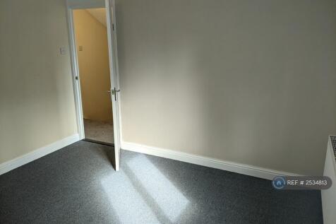 Bedroom 1 - Facing Landing