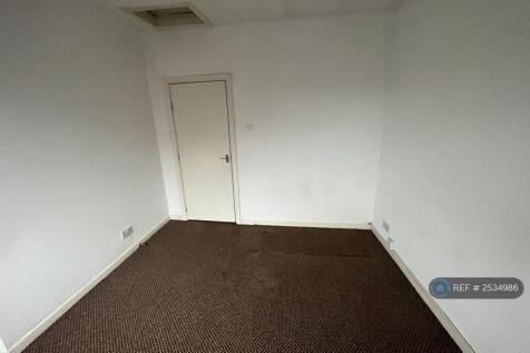 Bedroom (Alternate Angle)