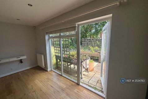 Main Bedroom 3 With Patio Door 