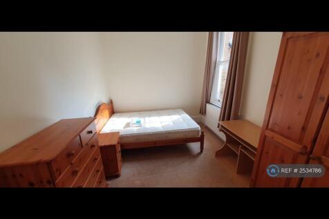 Bedroom 4 - 1