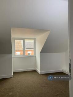 Bedroom 1 - 2nd Floor