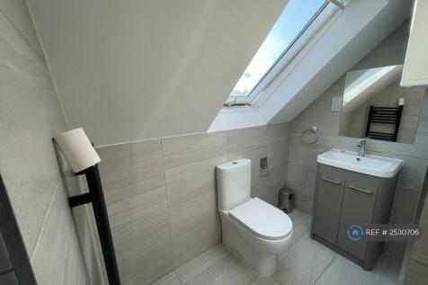 On-Suite Bedroom 2